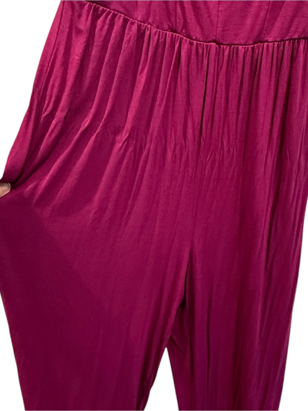 Z Supply NWT‎ Roz Jumpsuit Magenta Fushia Spaghetti-Strap Wide-Leg Goucho L - Picture 9 of 9
